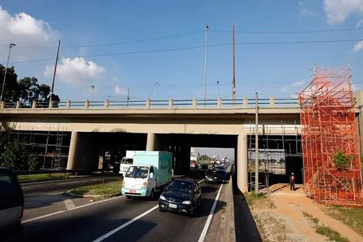 Ponte da Freguesia do Ó permanece interditada até 2ª feira