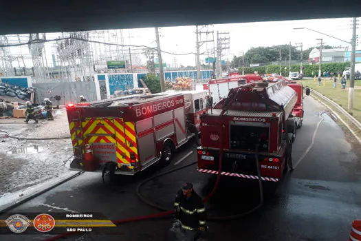 Prefeitura interdita Ponte do Jaguaré e contrata vistoria após incêndio