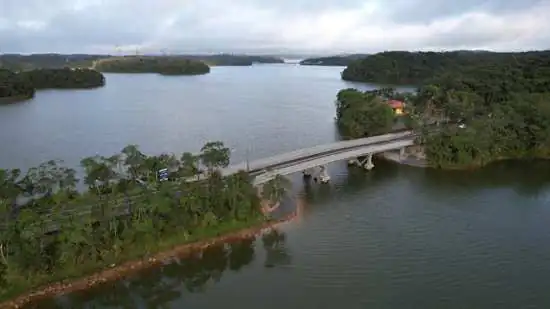 Governo de SP entrega recuperação da Ponte sobre o Rio Pequeno