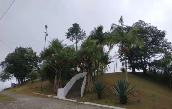 Ribeirão Pires faz manutenção dos pontos turísticos