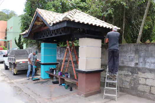 Ribeirão Pires revitaliza pontos de ônibus