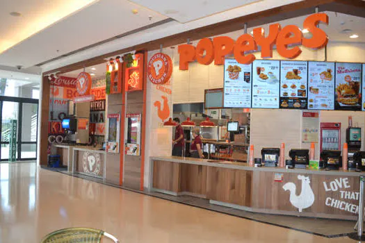 Nova unidade Popeyes® abre no Shopping Praça da Moça