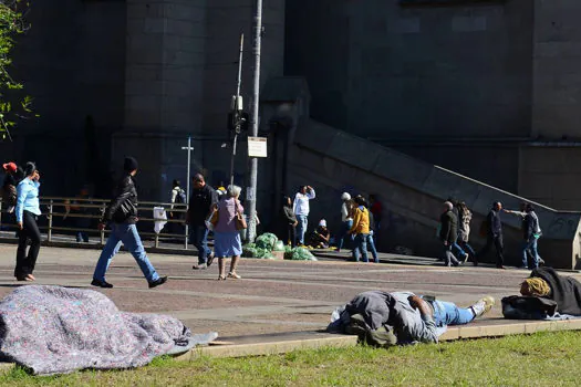 Censo antecipado pela Prefeitura de SP revela que população em situação de rua cresceu