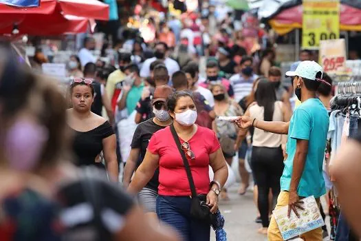 População desocupada diminuiu em um trimestre e totaliza 9,882 milhões, diz IBGE