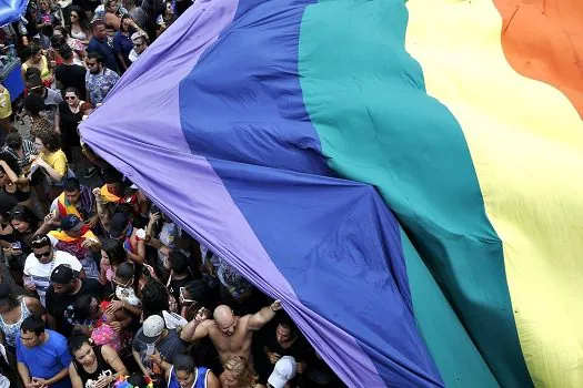 IBGE divulga levantamento sobre homossexuais e bissexuais no Brasil