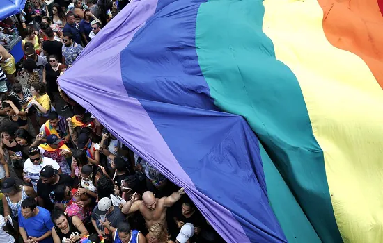 IBGE divulga levantamento sobre homossexuais e bissexuais no Brasil