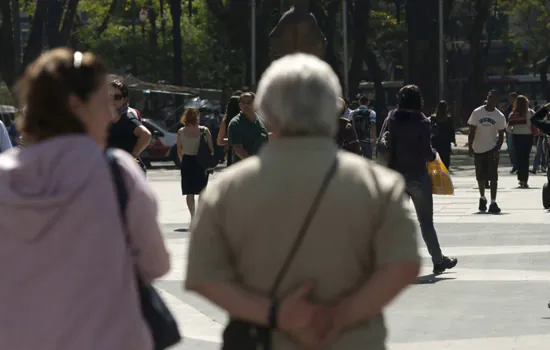 Previsão do Tempo: Predomínio de sol e temperaturas em rápida elevação na manhã paulistana