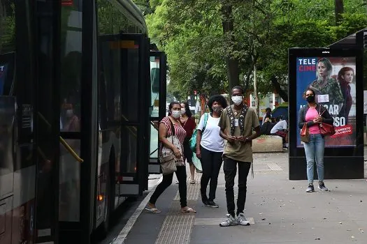 Covid-19: Casos vão a 30.152.402 e mortes a 661.258