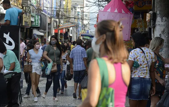 Covid-19: Brasil registra 672 mortes em 24 horas