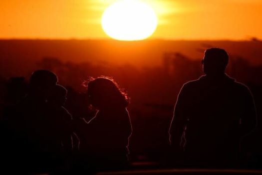 Previsão do tempo: Feriado será marcado por forte calor, temperatura máxima prevista de 36°C