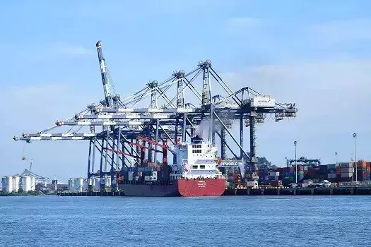 Movimentação de cargas no Porto de Santos cresce 16%, para 10,6 milhões de t