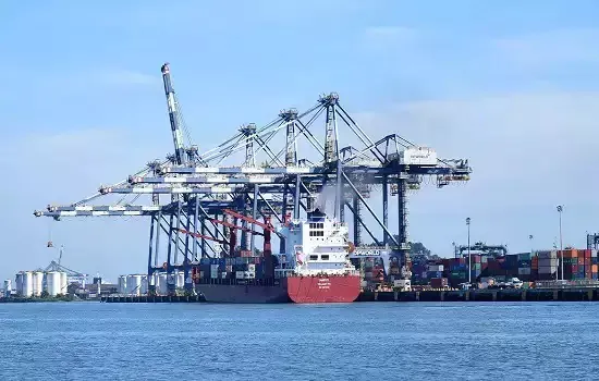 Movimentação de cargas no Porto de Santos cresce 16%