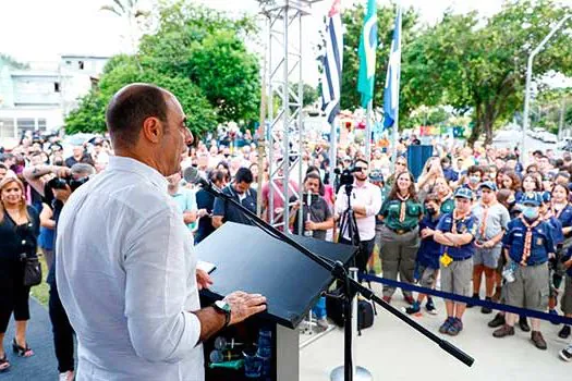 Auricchio inaugura a Praça Toshio Kawakami, no Bairro Boa Vista