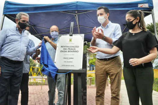 Praça Olga Benário recebe pacote de melhorias