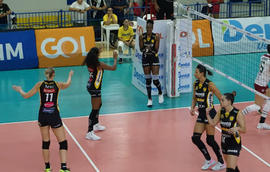 Superliga Feminina 19/20: Dentil/Praia Clube e Sesc RJ duelam nesta quarta-feira