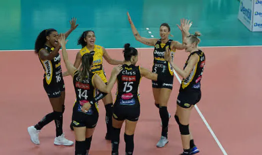 Superliga Feminina 19/20: Dentil/Praia Clube vence Itambé/Minas