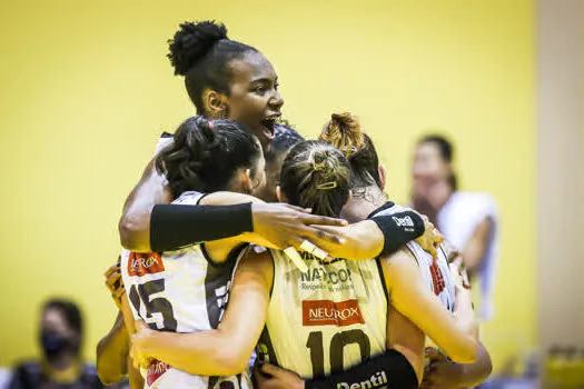 Superliga BB: Dentil/Praia Clube e São Paulo/Barueri fazem jogo decisivo no playoff