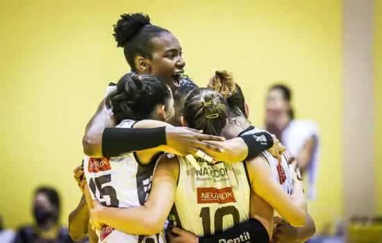 Superliga BB: Dentil/Praia Clube e São Paulo/Barueri fazem jogo decisivo no playoff