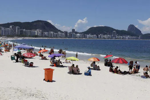 Réveillon na Praia de Copacabana terá três postos médicos