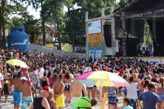 Marcos & Belutti registram maior público no 3º Festival de Verão do Riacho Grande