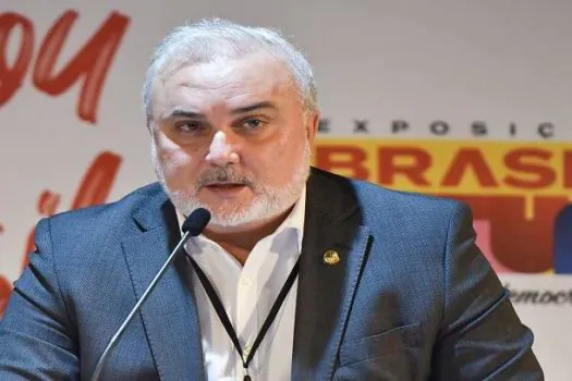 Em rede social, Jean Paul Prates exalta PAC e papel da Petrobras como estatal