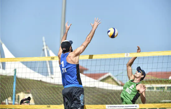 Pré-Olímpico Vôlei de Praia: Ângela/Carol Horta e André/George avançam para a segunda fase