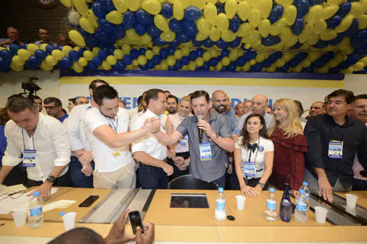 Prefeito de São Bernardo participa da convenção estadual do PSDB