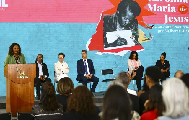 Prêmio literário para mulheres é lançado no Planalto