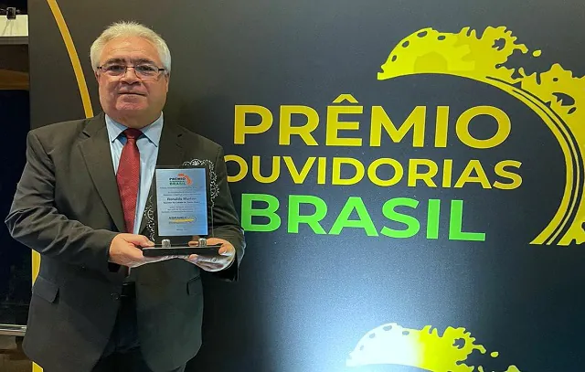 Ouvidor de Santo André recebe prêmio Ouvidoria Brasil 2022