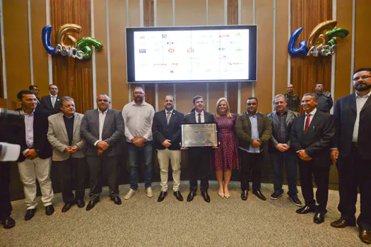 Em sessão solene de aniversário, São Bernardo homenageia empresas com o troféu Top SBC