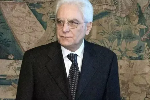 Sergio Mattarella é reeleito presidente da Itália aos 80 anos