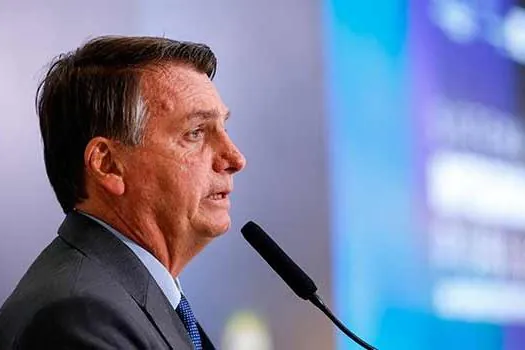 Bolsonaro: Está bastante esquisita a história dela (Joice Hasselmann)