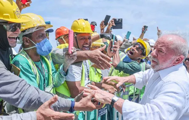 Governo lança plataforma online para retomar obras em parceria com municípios