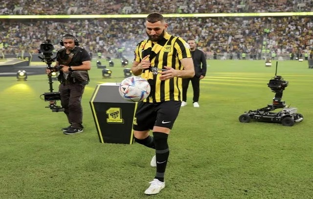 Uefa diz que times europeus não devem temer ida de jogadores para times sauditas