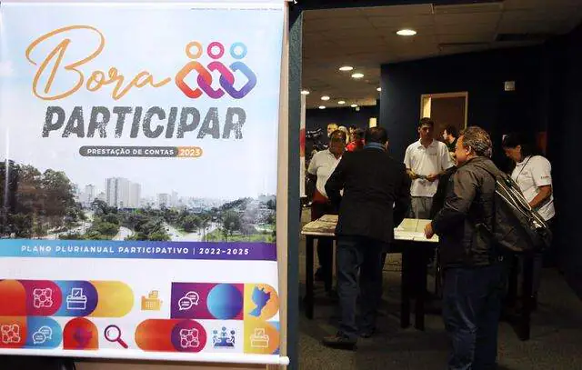 Plenária no Centro lota auditório do Quarteirão da Saúde em Diadema