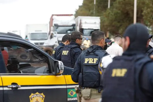 Em balanço, PRF informa que desmobilizou mais de mil manifestações nas estradas