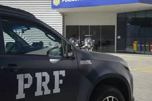 PRF detém homem transportando mais de R$ 2,5 milhões de origem incerta