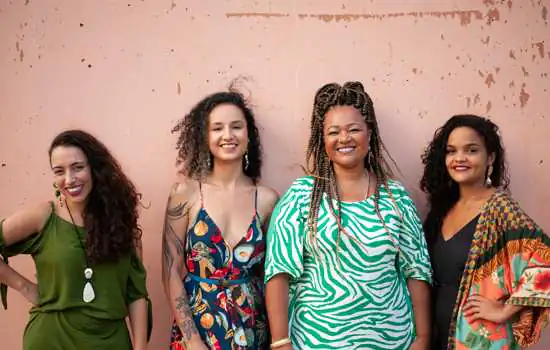 Show de Lia de Itamaracá e outras diversas atividades culturais no Primaveras Periféricas