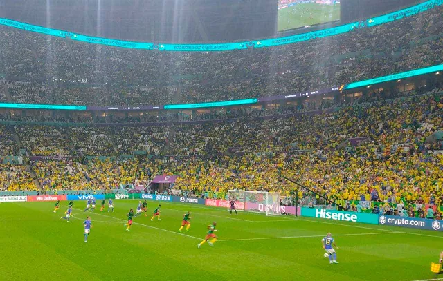 Termina primeira fase da Copa do Mundo.