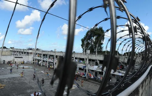 Denúncias de tortura e maus-tratos triplicaram em São Paulo