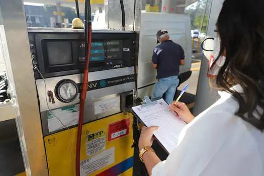 Vistoria do Procon Diadema aponta queda do valor da gasolina na cidade