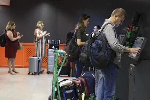 Procon notifica aéreas para explicar aumento nos preços das bagagens