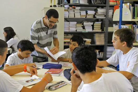 Brasil tem mais alunos que se tornam professores do que outros países