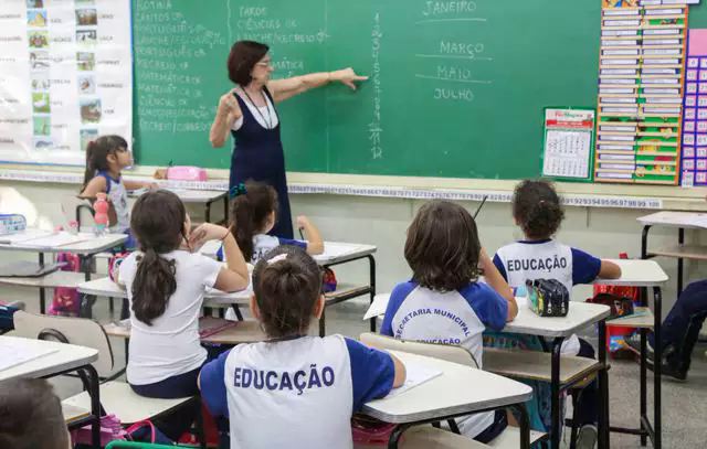 Professores aprendem técnicas de uso e proteção da voz