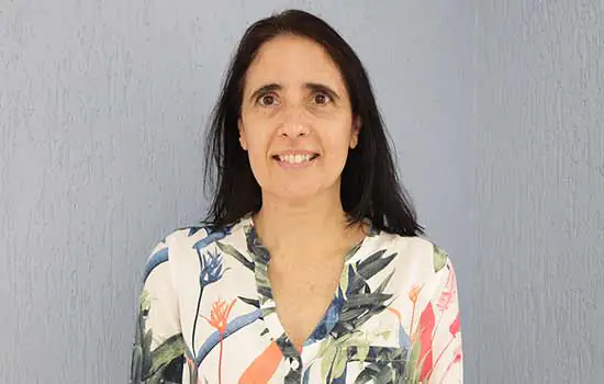 Professora Magali representa a mulher e a experiência na educação de São Caetano