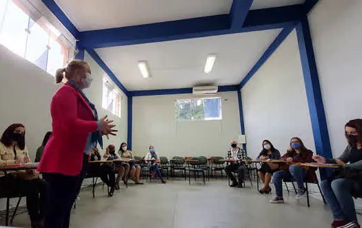 Ribeirão Pires promove integração de professores assistentes das escolas municipais