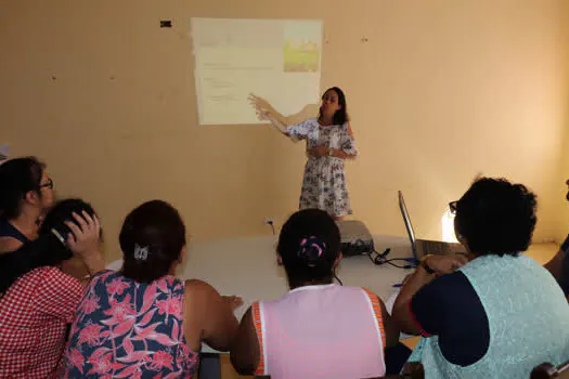 Professores de Ribeirão Pires aprendem sobre horta e compostagem