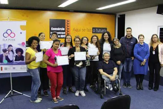 Mulheres surdas do Grande ABC concluem formação gratuita em empreendedorismo