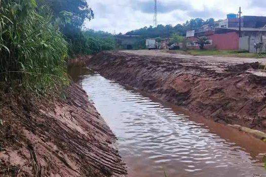 Parceria entre Estado e Prefeitura vai desassorear 5 rios na Estância