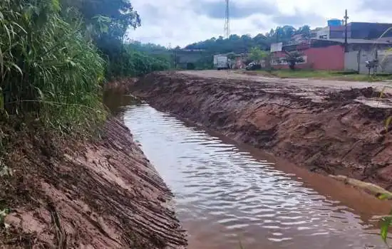 Parceria entre Estado e Prefeitura vai desassorear 5 rios na Estância